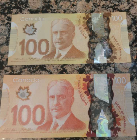 Real on top, counterfeif on bottom 